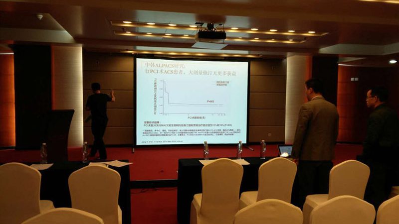 选择适合自己的网课，需关注以下几个方面：