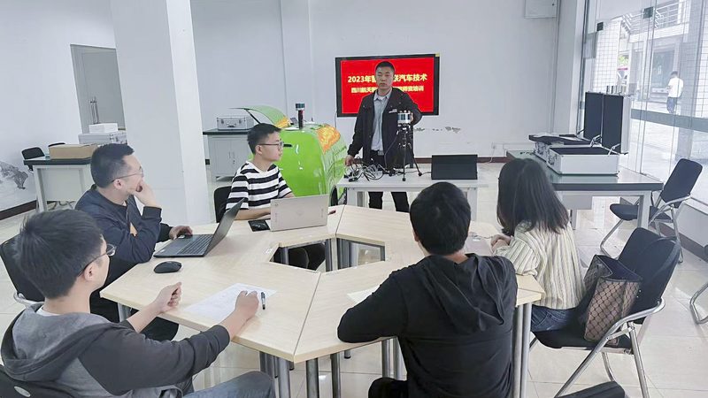 教师资格证在线培训课程，价格背后的考量因素**